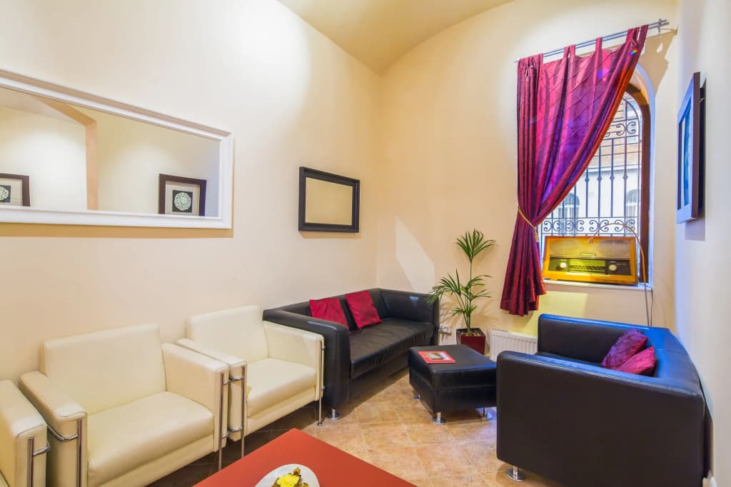 City Lounge Hotel - photo 14