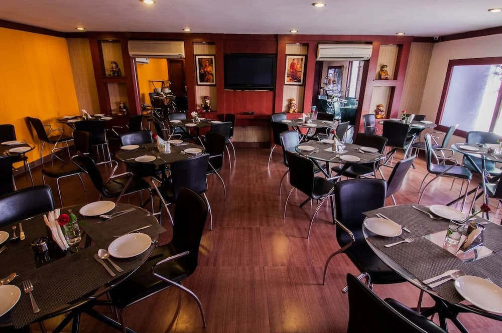 Hotel Africa Avenue - photo 17