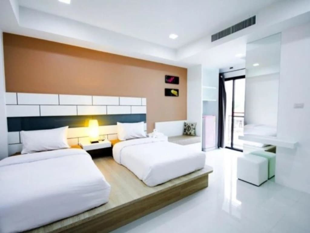 S5 Residence and Cafe - photo 3