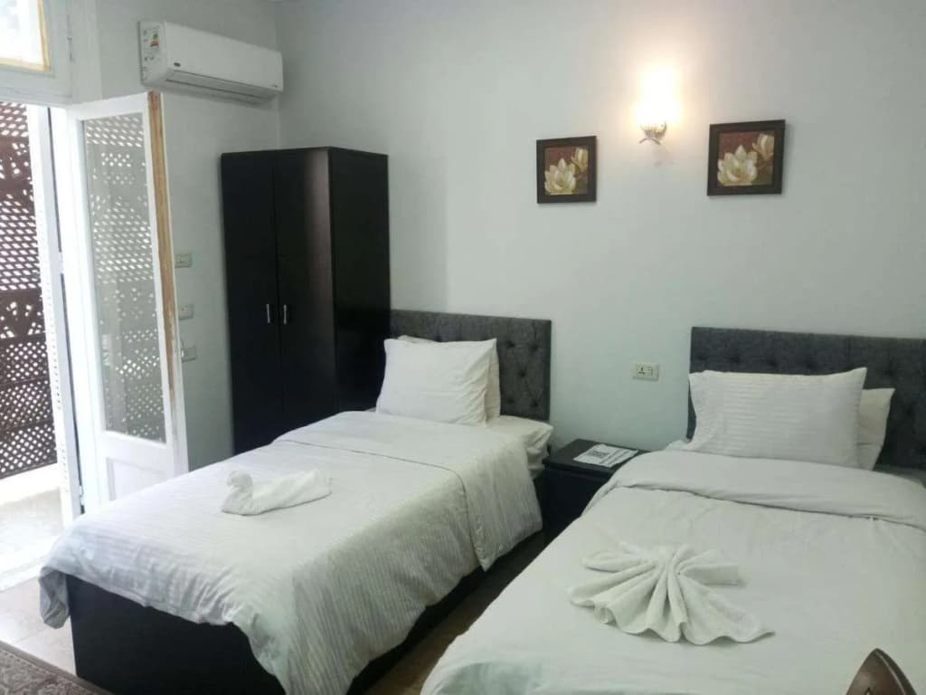 New Panorama Hotel - photo 4