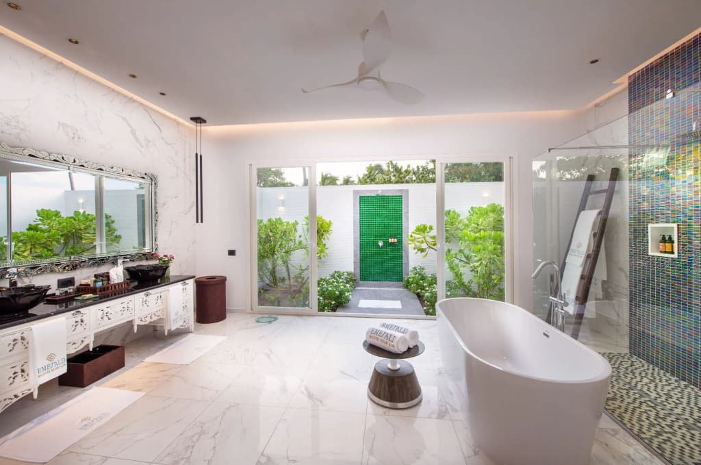 Emerald Maldives Resort & Spa - photo 13