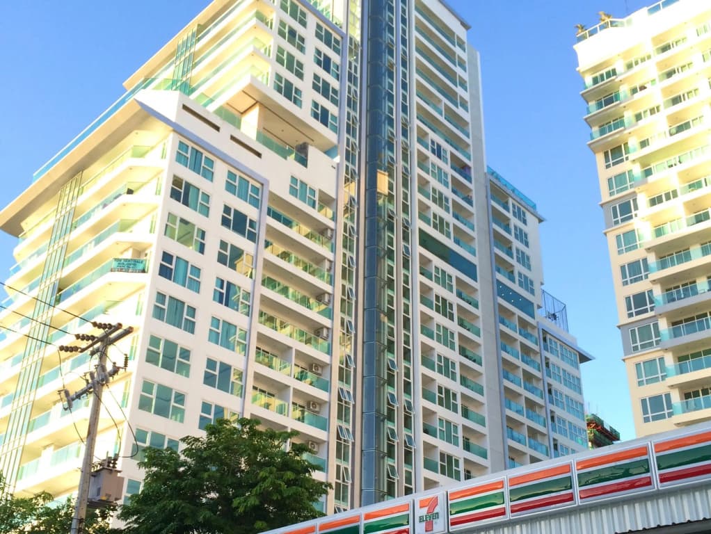 Luxury Cosy Beach View Condominium - photo 1