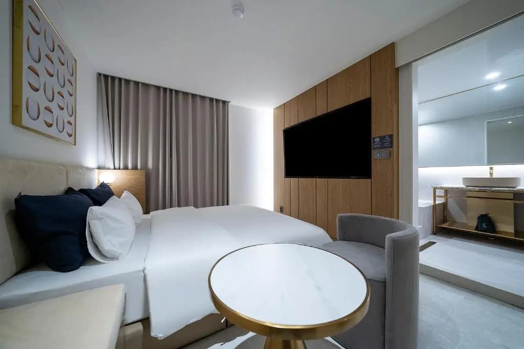 Hotel Classy - photo 4