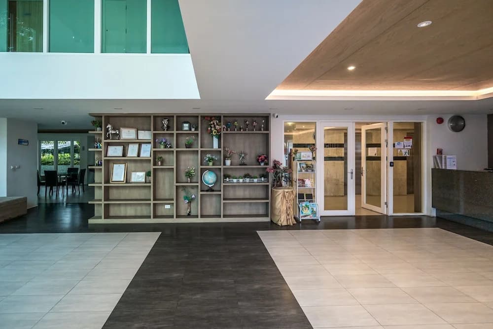Ozone Condo by Lofty - photo 13