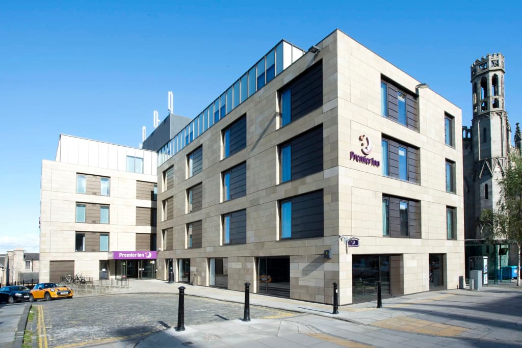 Premier Inn Edinburgh City Centre(York Place) - photo 1