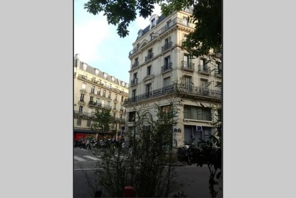 Appartement moderne au centre de Paris, 3ème - main photo