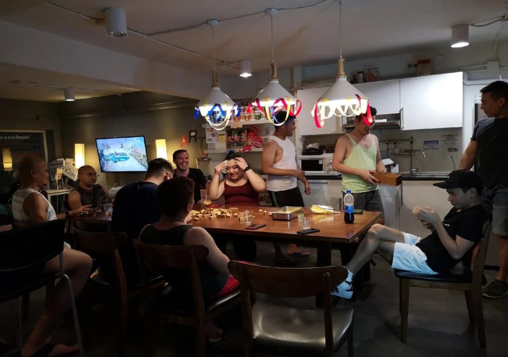 HQ hostel Silom - photo 22