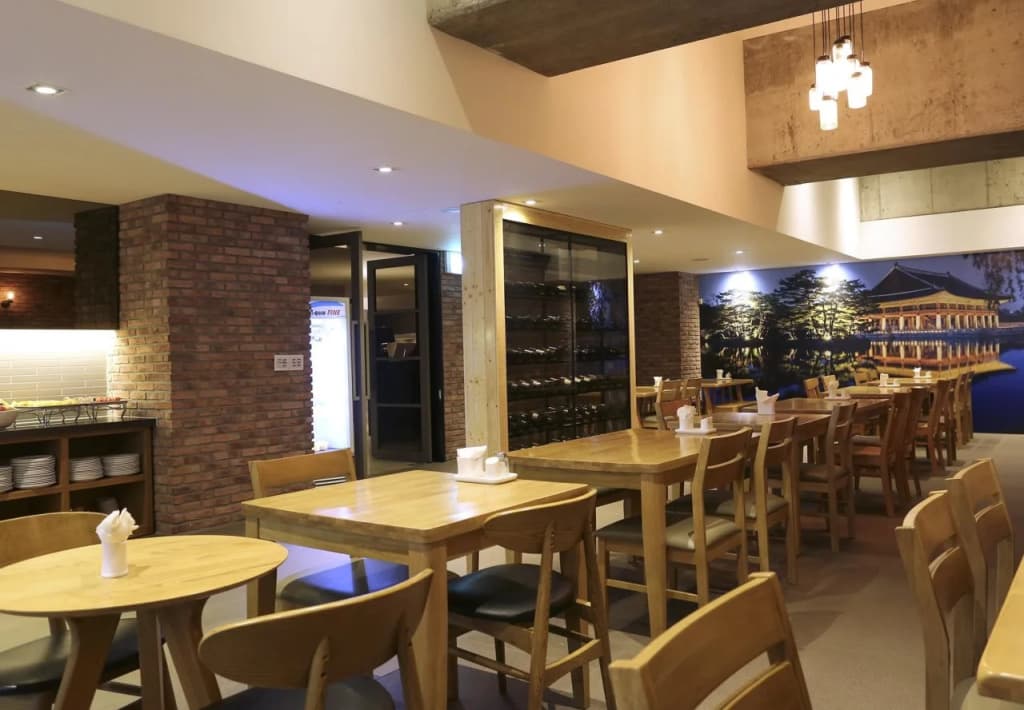 IMT Hotel - photo 9