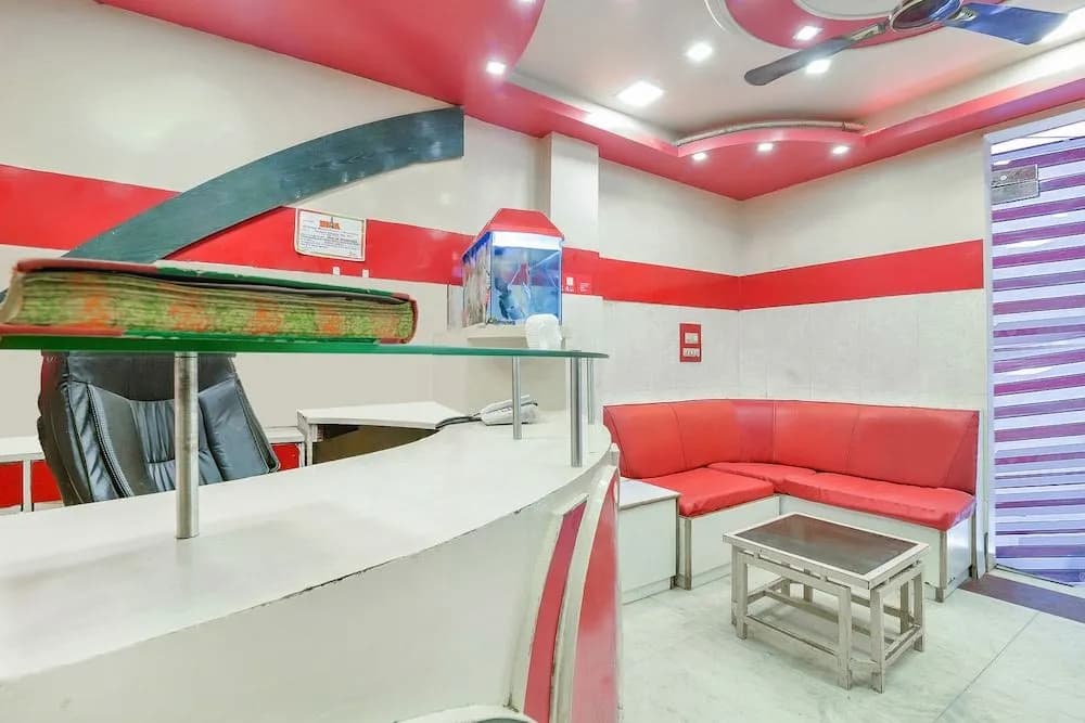 OYO 6801 Hotel Shri Sai International - photo 9