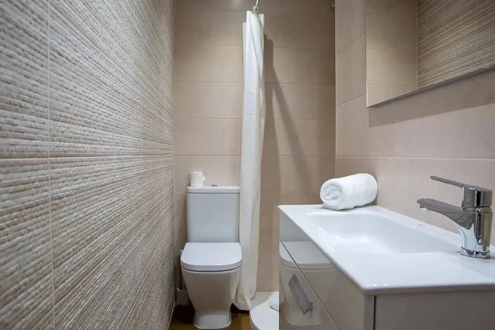 Cozy Studio in Central Madrid - 4mins to Metro - photo 8