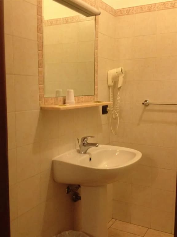 Hotel Sicilia - photo 8