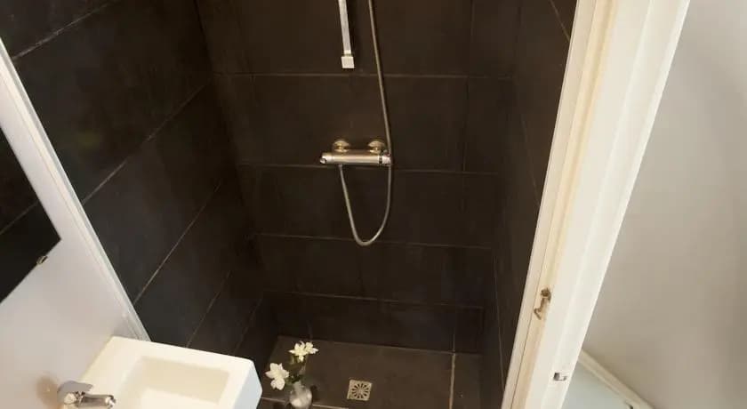 Downtown Apartment - photo 7