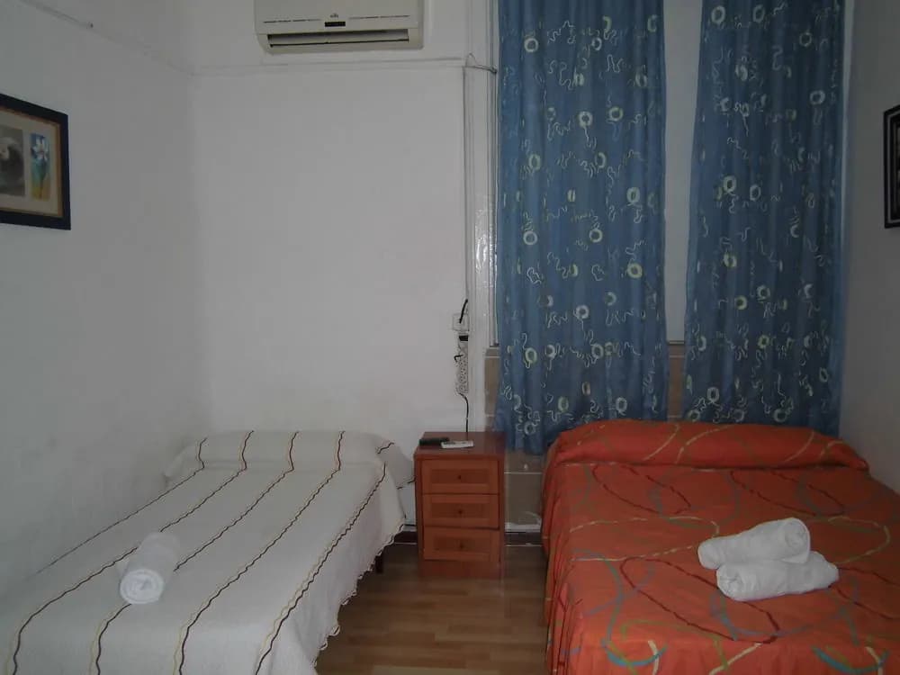 Casa De Huespedes Lemus - photo 3