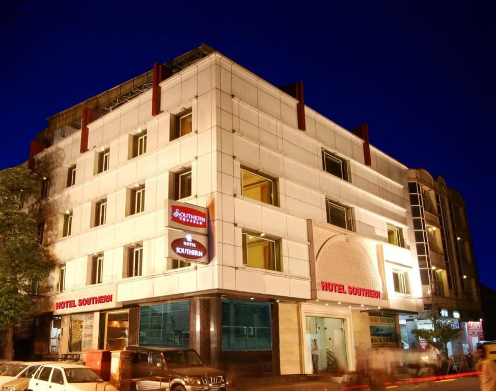 Hotel Southern - photo 1