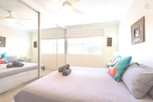 Stylish and Spacious Beach Apartment - photo 2