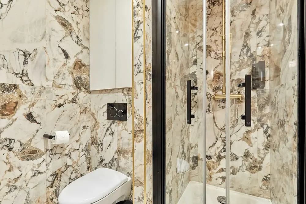 Superb AC- 1bdr Ave Montaigne - Arc de Triomphe by Studio Prestige - photo 5
