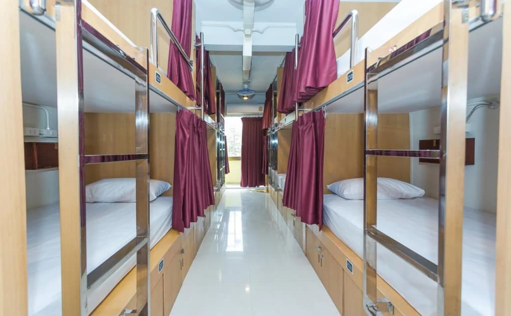AlphaBed Hostel Bangkok - photo 3