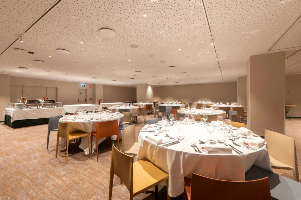 Holiday Inn Lisbon by IHG - photo 27