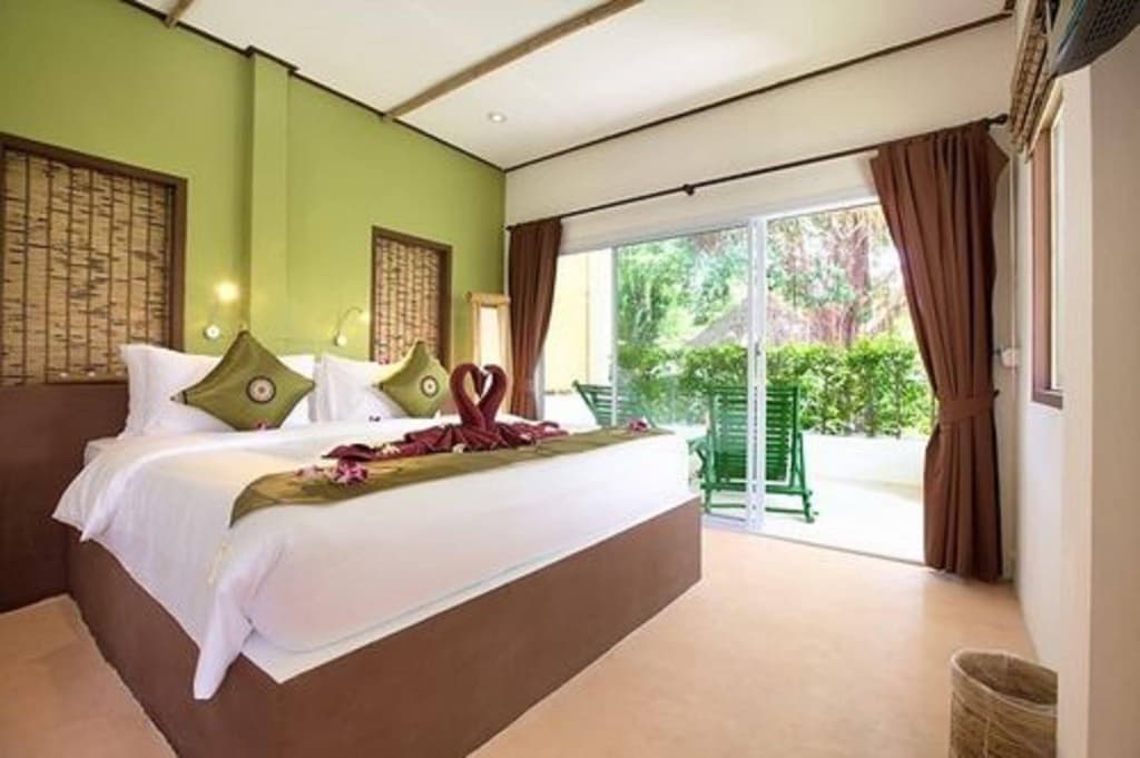 Eden Beach Bungalows - photo 7