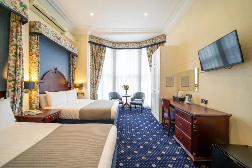 Hotel La Place - photo 28