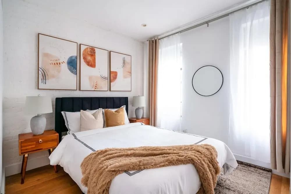 1290-7 New Renovated 2 Bedrooms in UES - photo 2