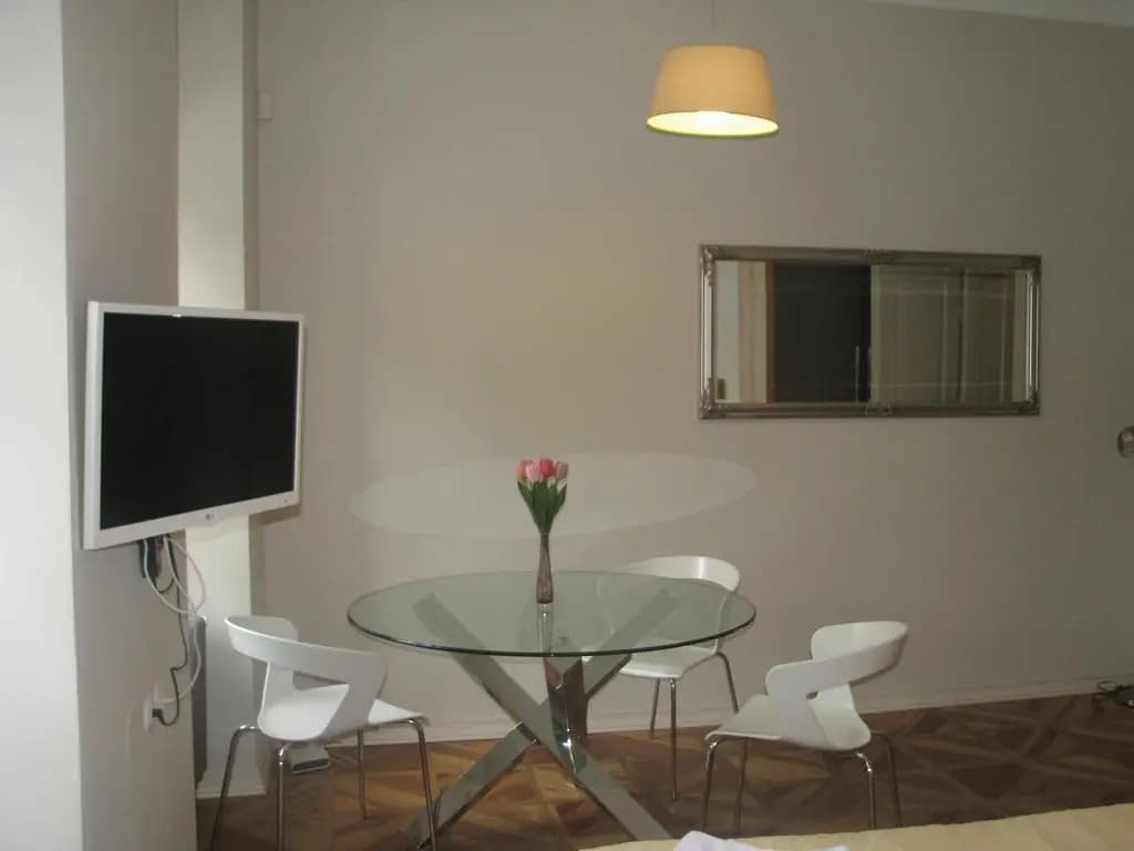 Historic Centre Apartments III - photo 5