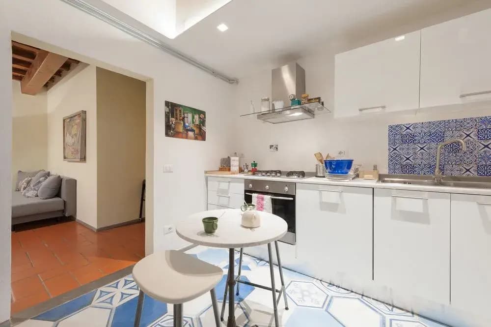 Short-let Florence Charming Suite - photo 17