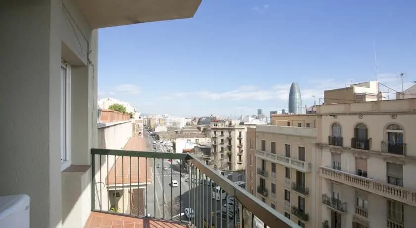 Sant Jordi Pisos - Consell de Cent - photo 9