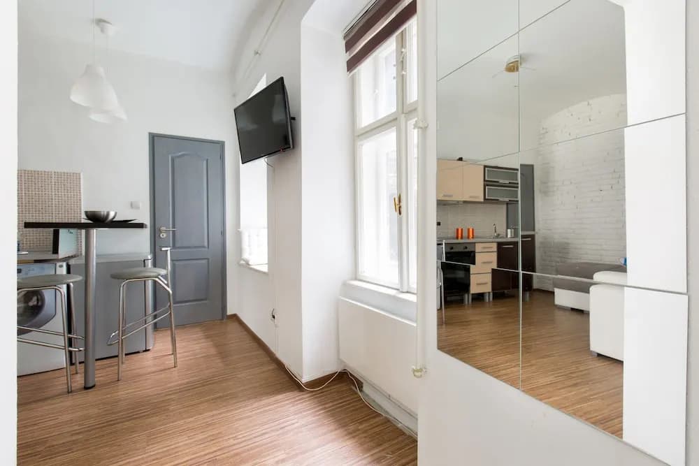 O 40 Apartment - photo 4