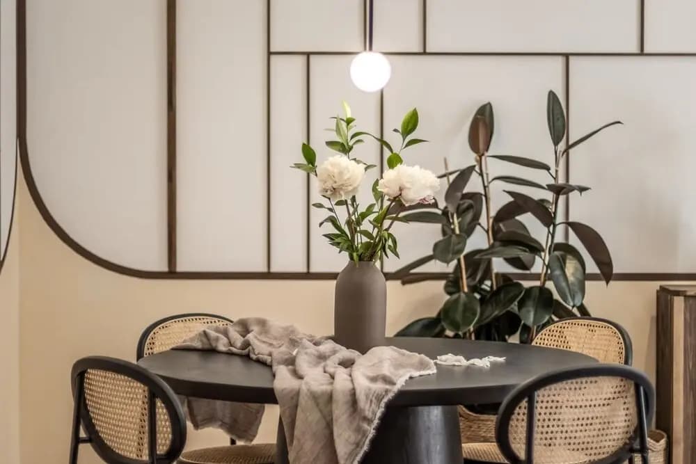 Uzer - 2 Bedrooms in Recoletos - photo 1
