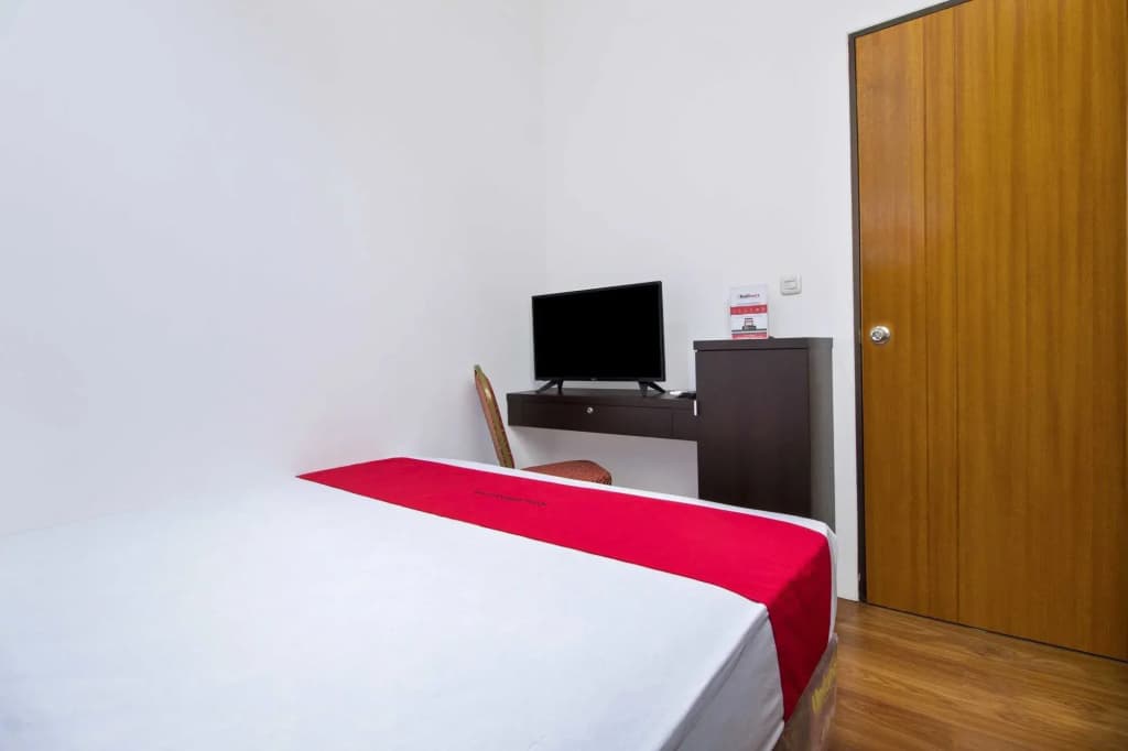 Avalon Thamrin 8 by RedDoorz - photo 6
