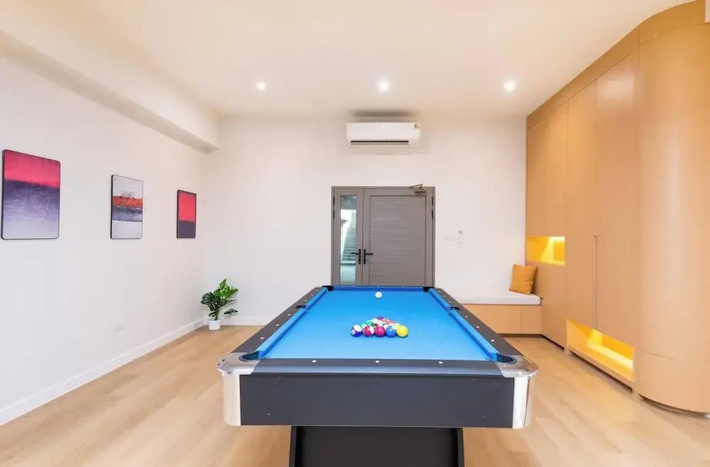 Stylish 5BR Poolhouse & Theater 2mins to BTS - photo 21