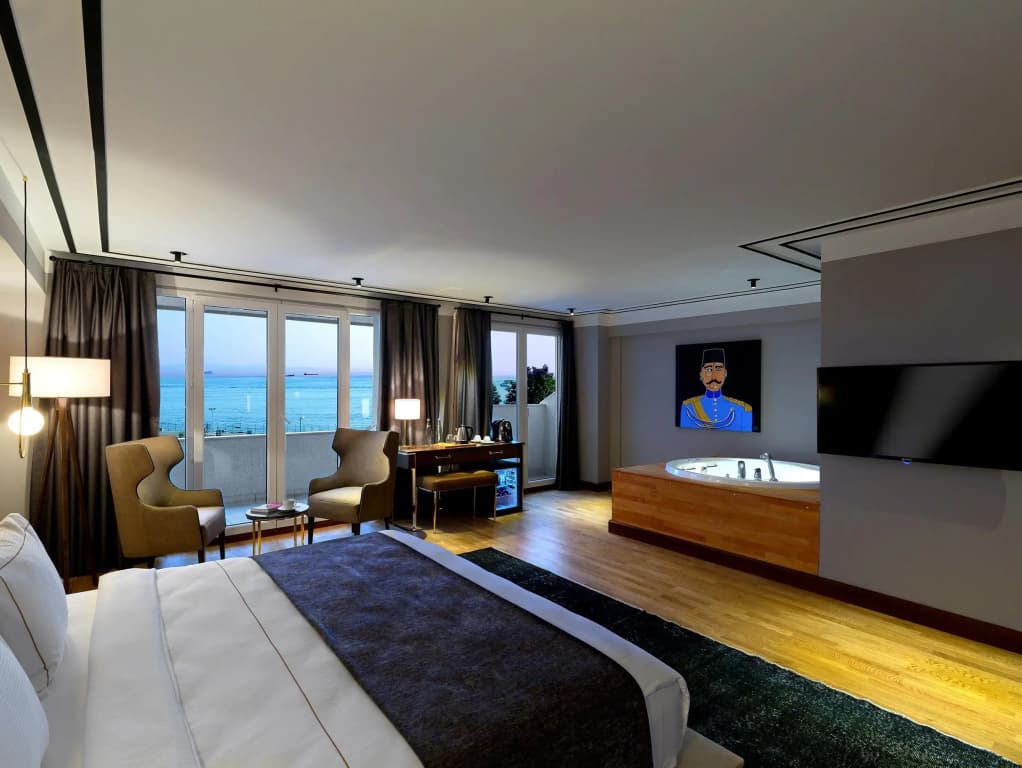 Walton Hotels Oldcity - photo 2