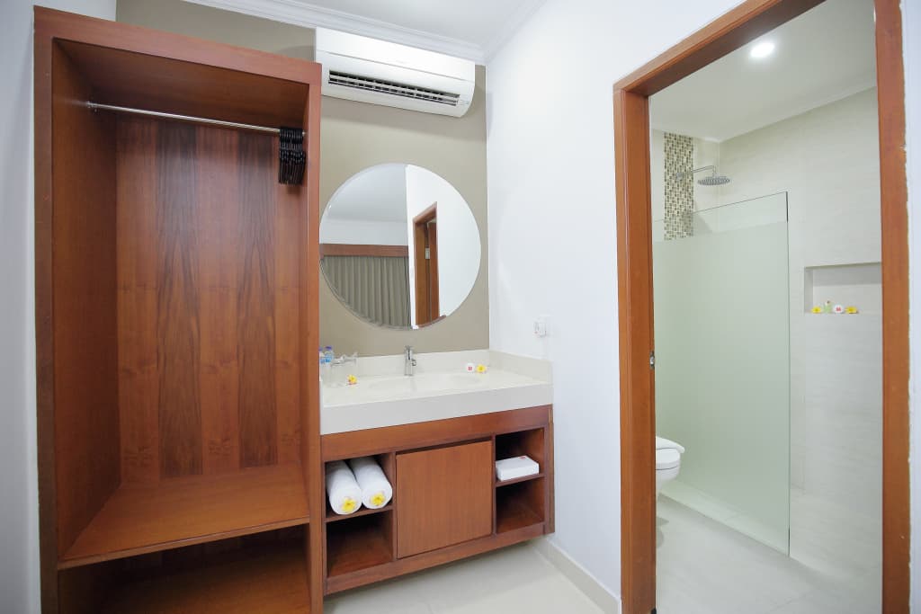 Dewi Sri Hotel - photo 6