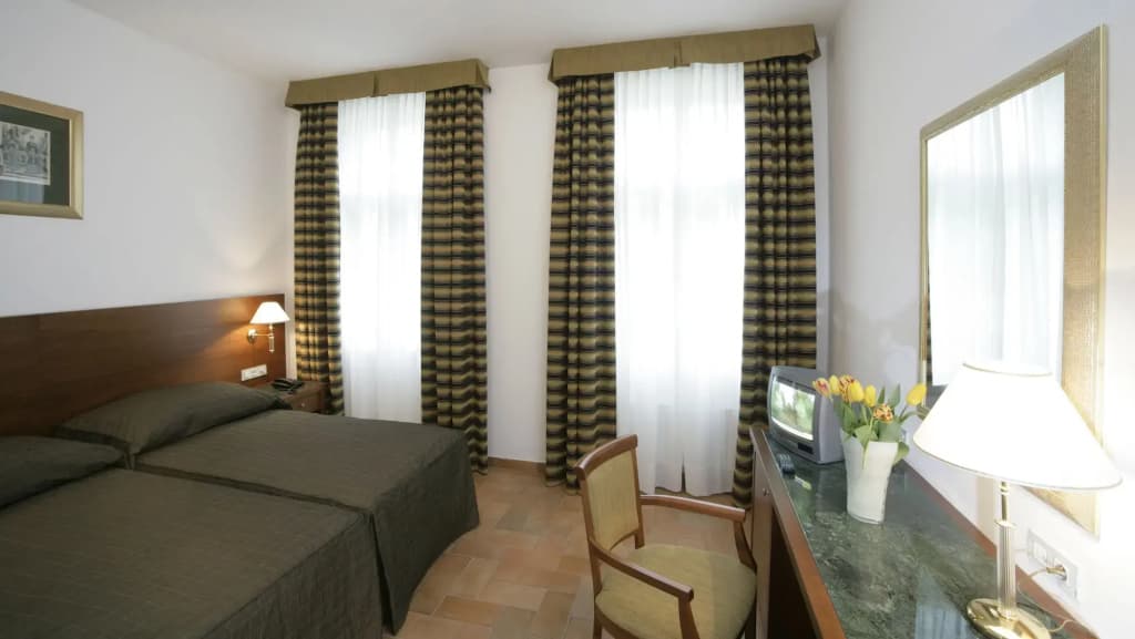 Hotel Galileo Prague - photo 21