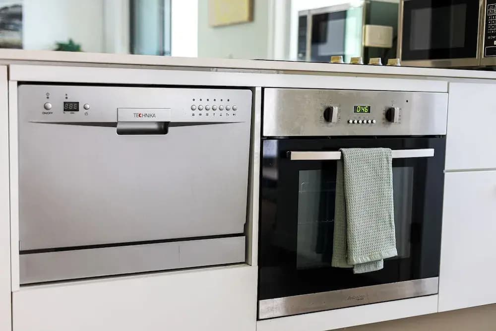 StayAU Leisure 2BR Modern CBD Apt - photo 9