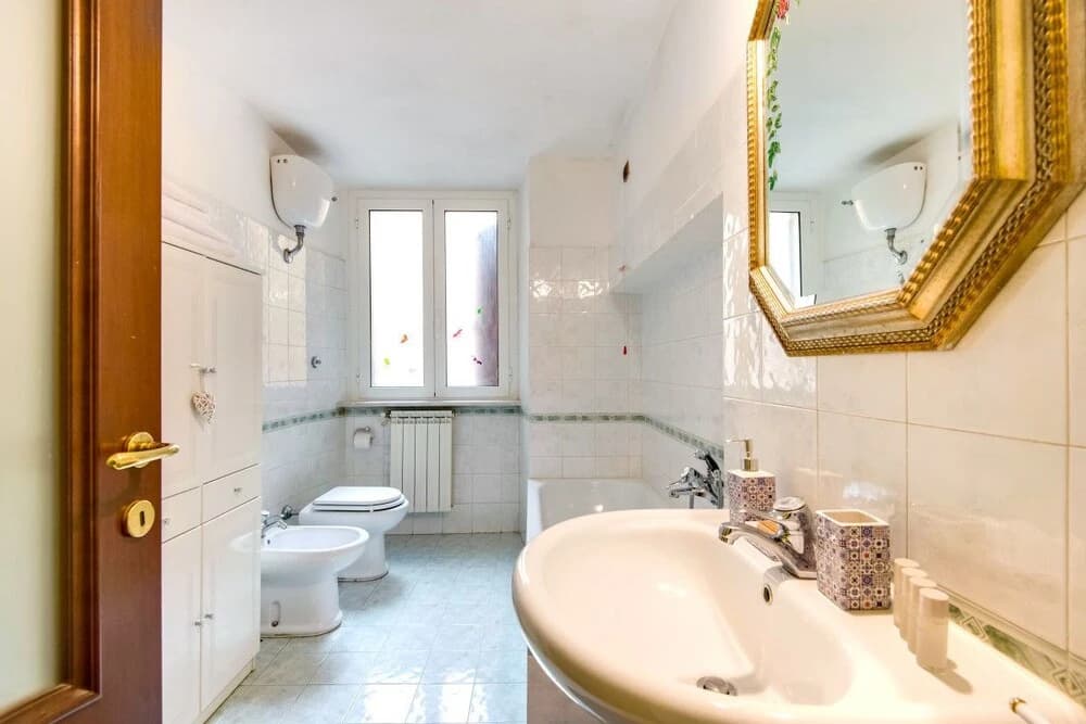 Large and Charming Flat Near Termini - photo 9