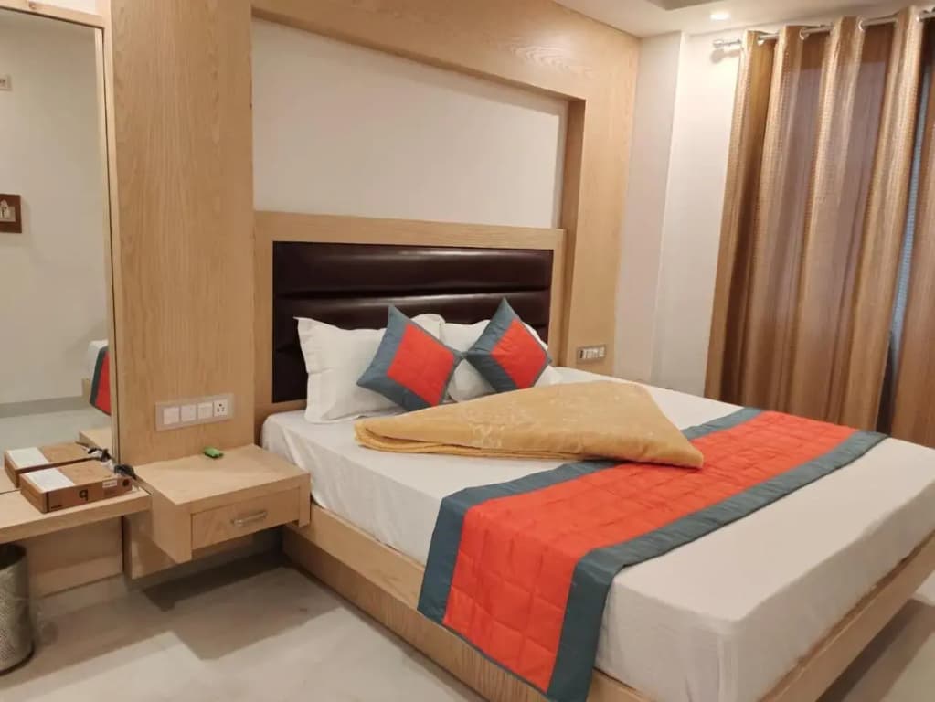 krishnaDxInn Guest House - photo 5