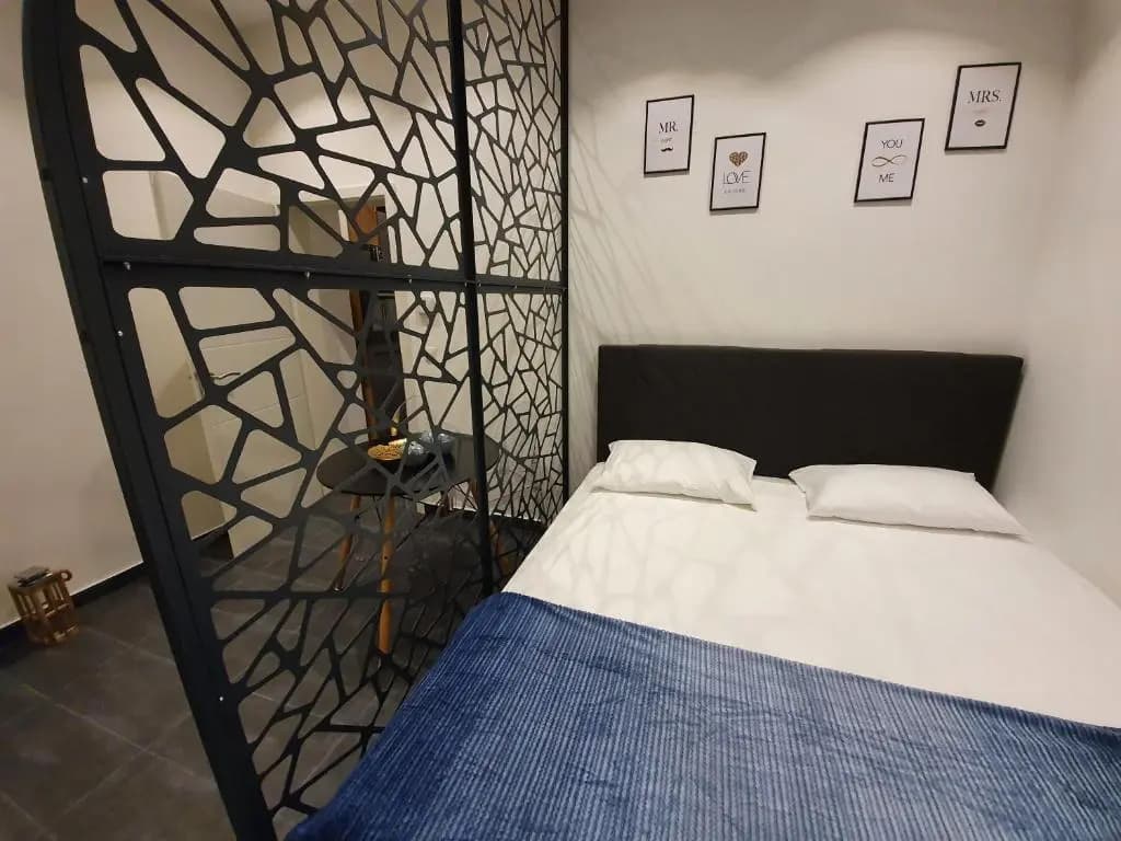 Frisch renovierte Wohnung mit einer Klimaanlage - Design Apartment Favoritenstraße 147 - photo 2