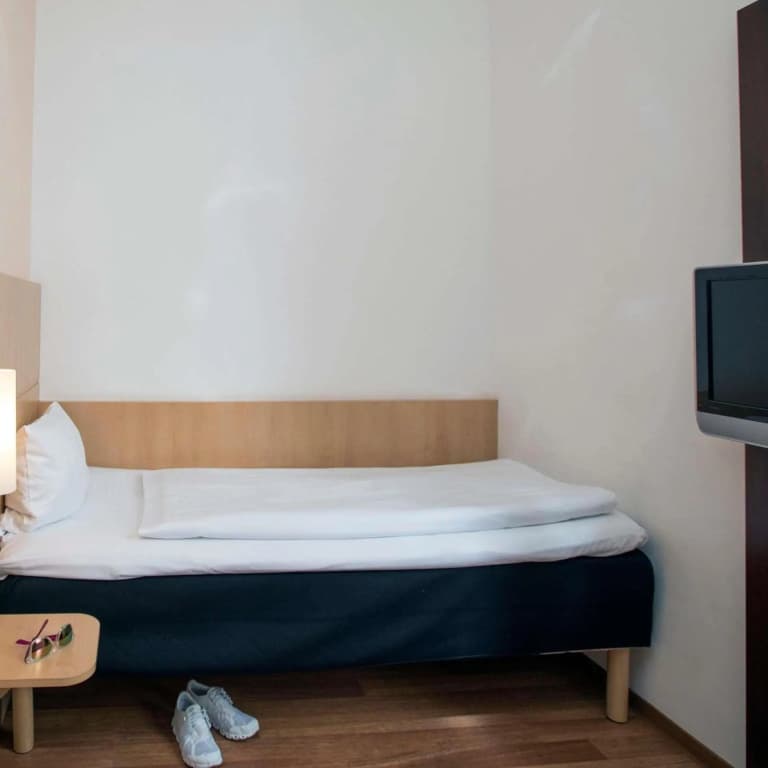ibis Berlin City Süd - photo 32