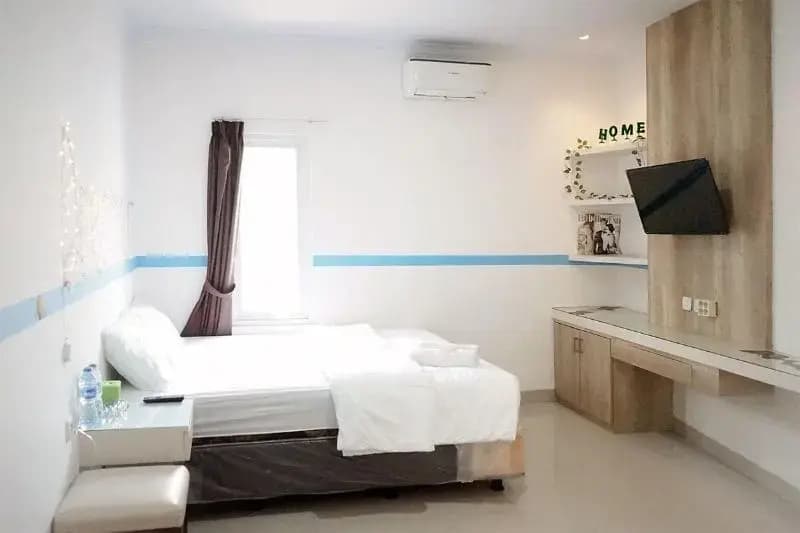 RuangNyaman at Kost Syailendra Near Tebet - photo 6