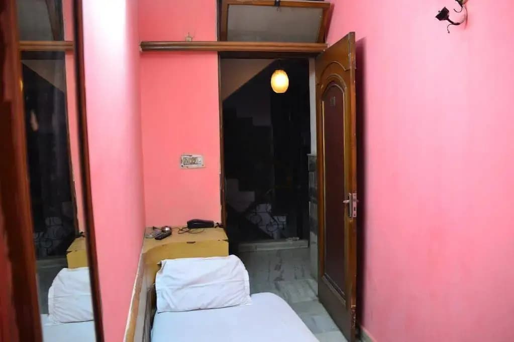 Yes Please Guest House - photo 4