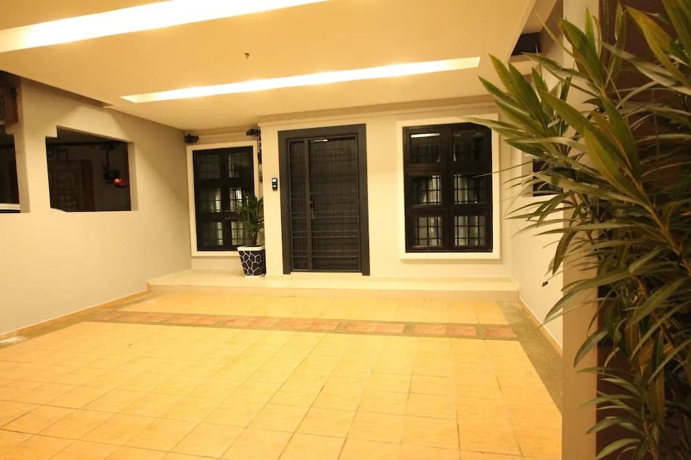 Ian's 5th Home - photo 10
