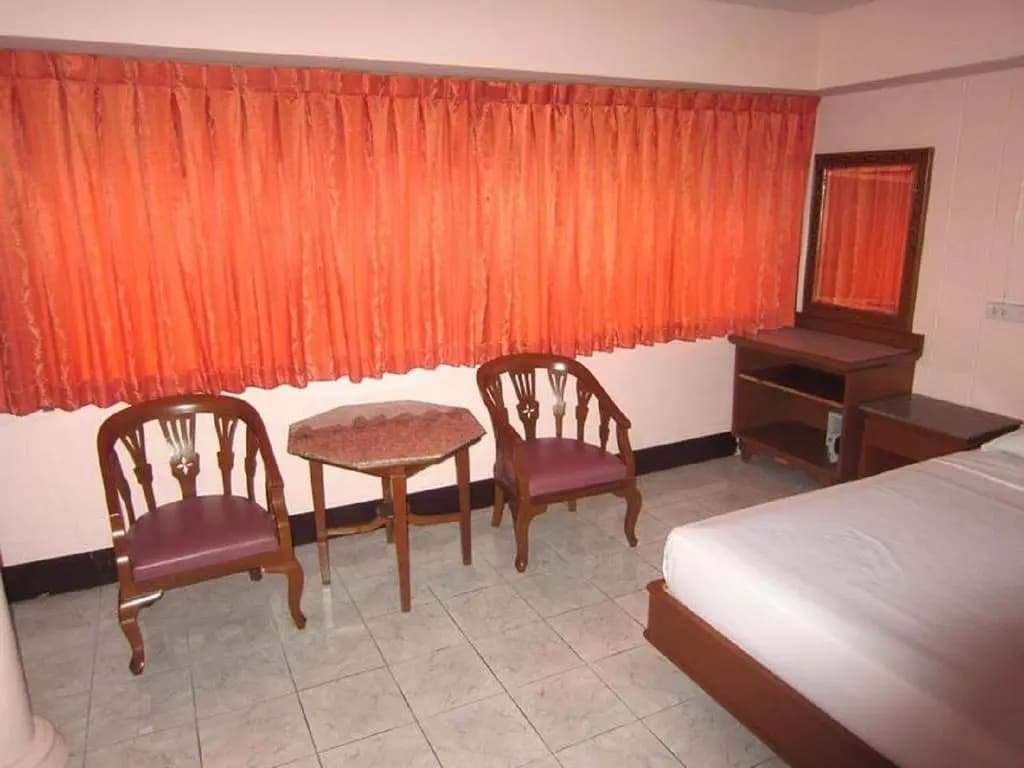 AA Guesthouse - photo 5