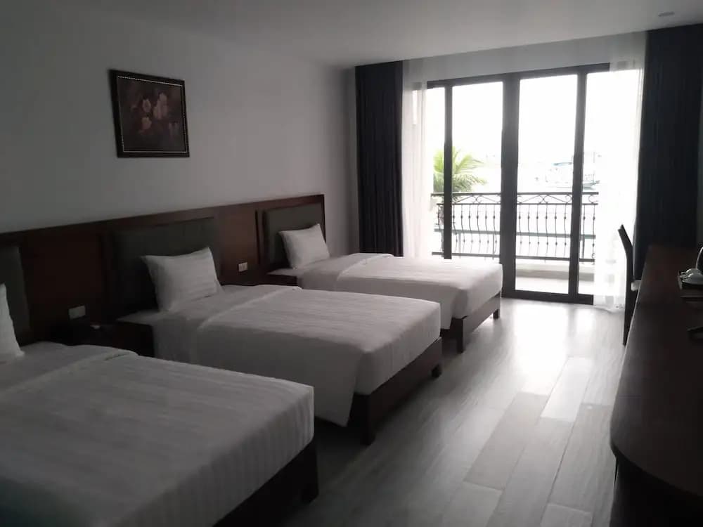 Ha Long Bay TC Hotel - photo 4
