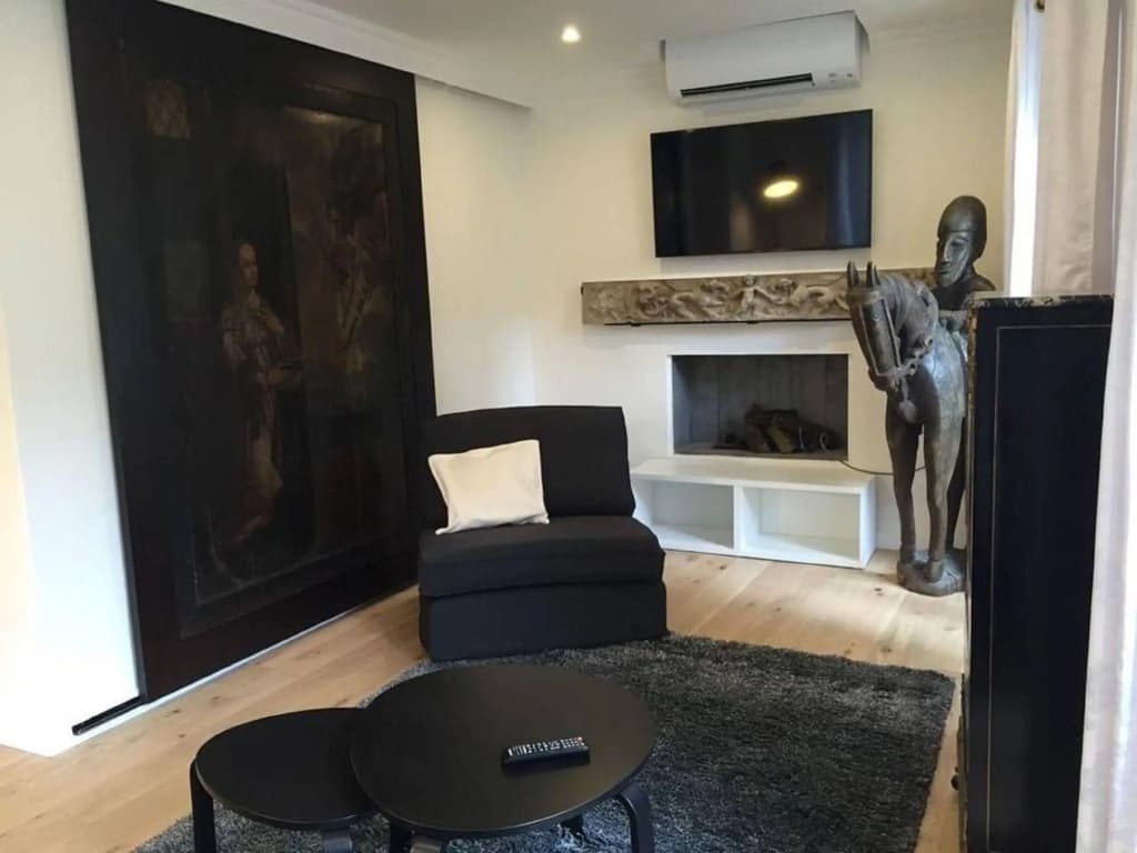 Bellechasse Suite Apartment - main photo