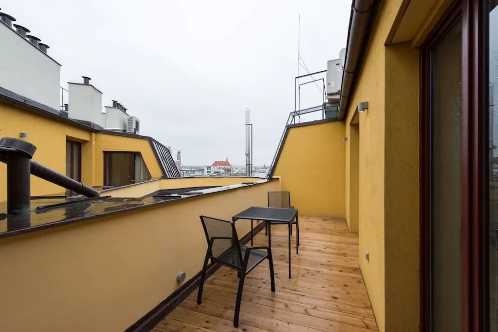 EMPIRENT New Town Apartments - photo 18