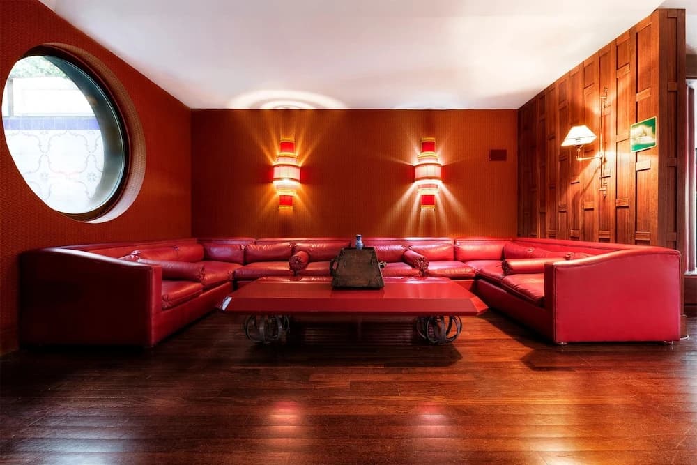 Colony Hotel - photo 20