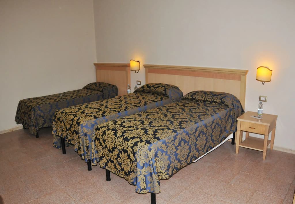 HHB Hotel Firenze - photo 4