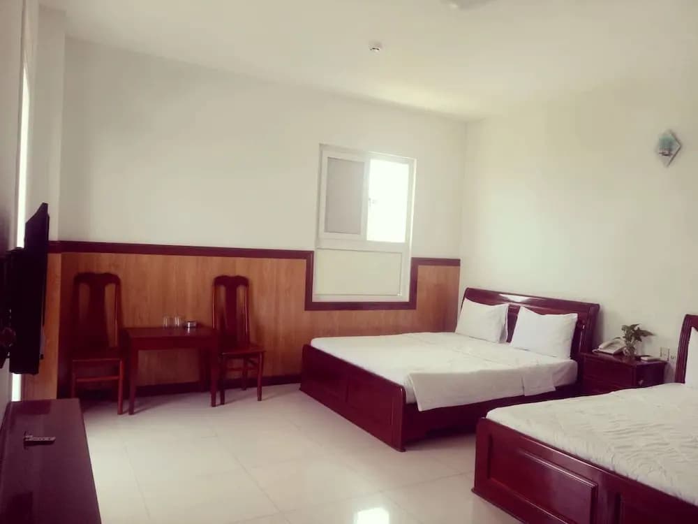 An Ph Hotel - photo 2
